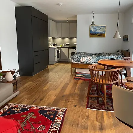 Apartman In Fn *